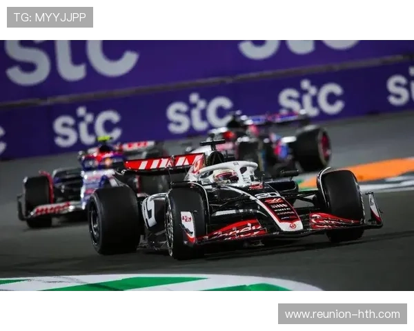 F1赛季精彩再续 各大车队纷纷调整策略 力求挑战冠军荣耀